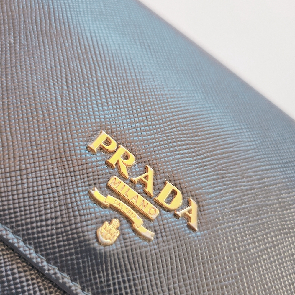 PRADA Saffiano Card Holder Wallet Gold Tone Hardware Logo - Picture 7 of 14